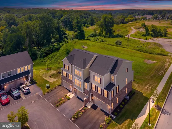 127 Kyle Sq, Media, PA 19063
