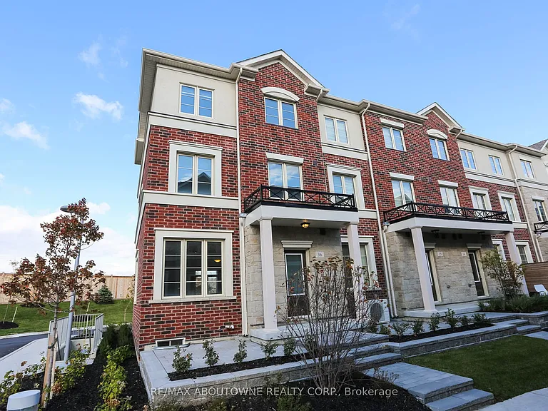 636 Evans Ave #36 — Photo 2