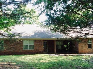 5560 N Arkansas Ave, Russellville, AR 72802