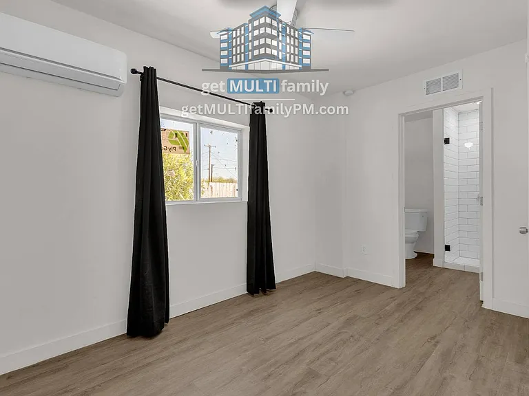 325 N 17th Dr #A — Photo 13