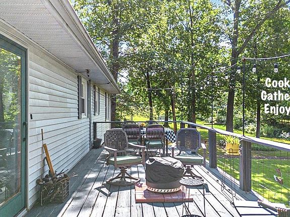 5th image of 130 Redbud Dr