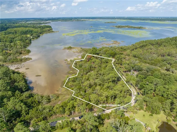 27 Ashton Dr, Saint Helena Island, SC 29920