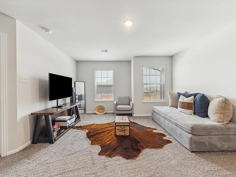 1523 Alpine Dr — Photo 18