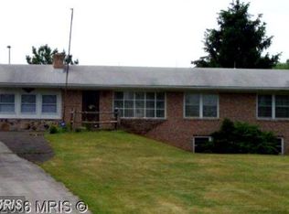 4794 Paynes Ford Rd, Kearneysville, WV 25430