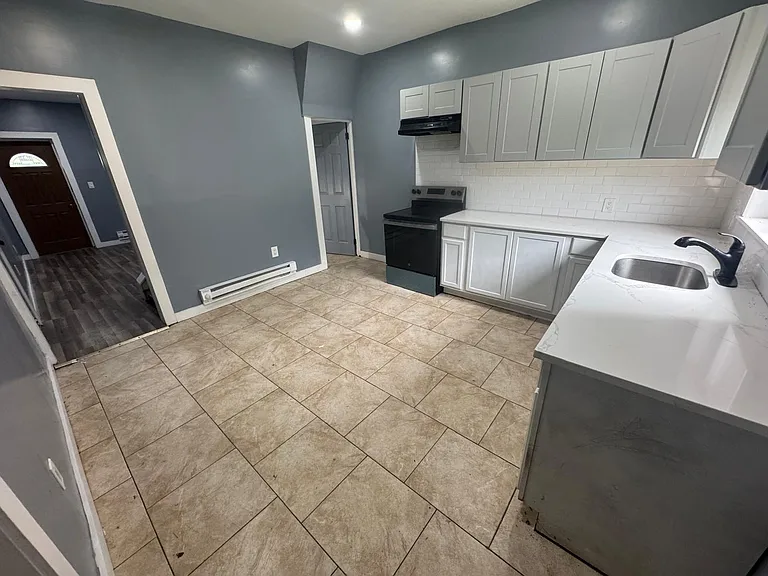 62A Yonkers Ave — Photo 5