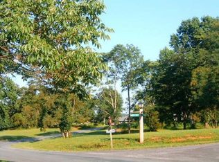 126 Lands End Rd, Penhook, VA 24137