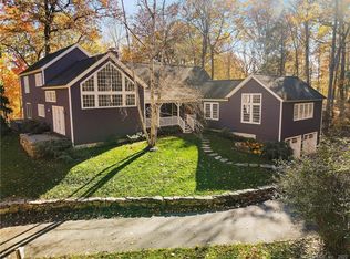 33 Sherman Tpke, Redding, CT 06896