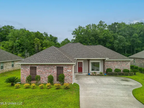 508 Dynsmore Pl, Long Beach, MS 39560