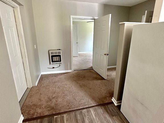 4th image of 397 Melrose Dr #1A