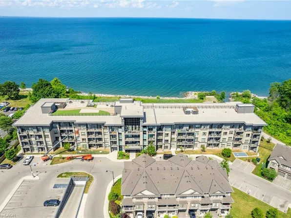 35 Southshore Cres #313, Hamilton, ON L8E 0J2