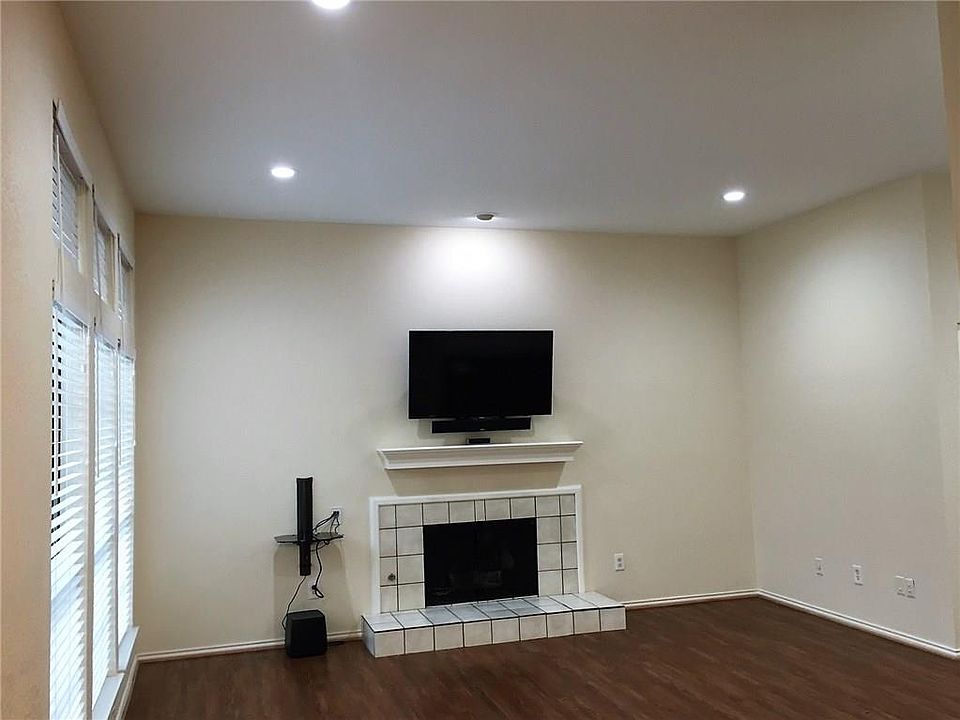 1st image of 9706 Summerwood Cir