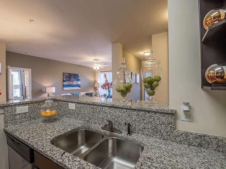 Afton Ridge Apartments — Photo 10