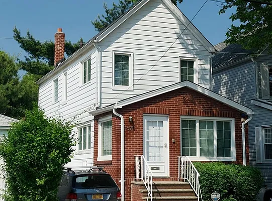 Rented by David & Dayton Realty Inc. | media 1