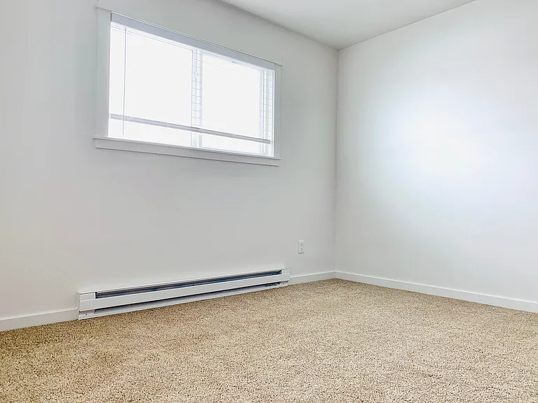2020 W Plum St #12 — Photo 11