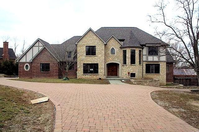 1st image of 2739 Lakewood Pointe