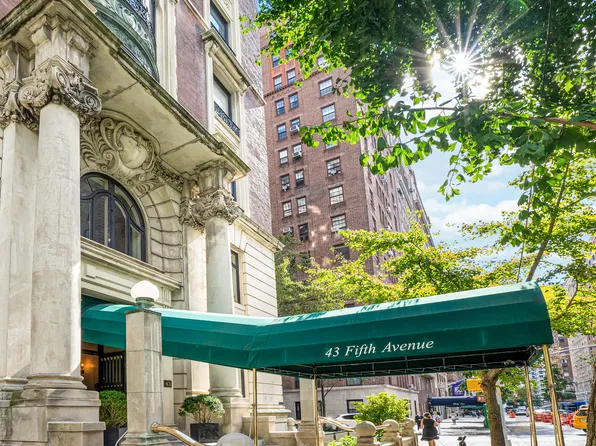 43 5th Avenue image 11 of 13