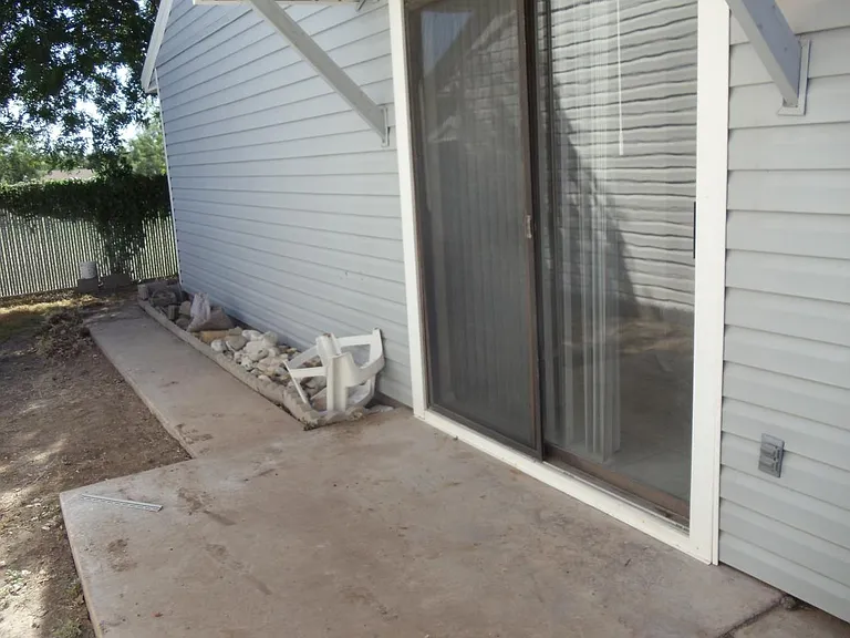 1410 Lindell Ct — Photo 19