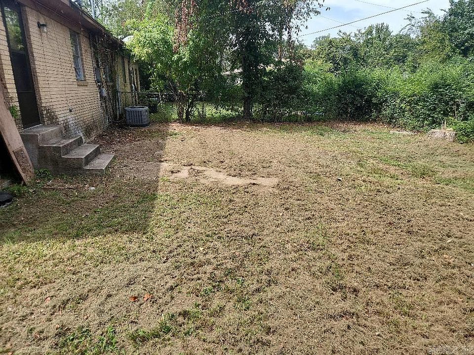 2nd image of 626-628 Newcastle Dr