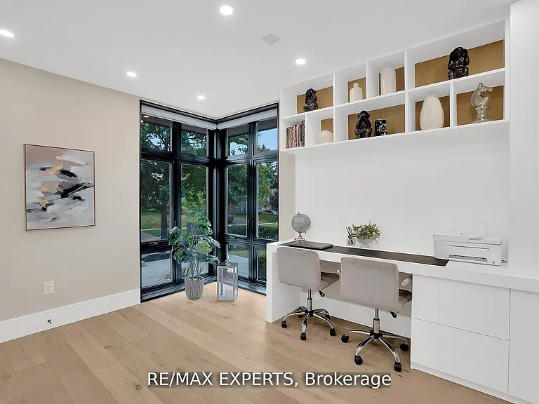 7 Woodvalley Dr — Photo 28