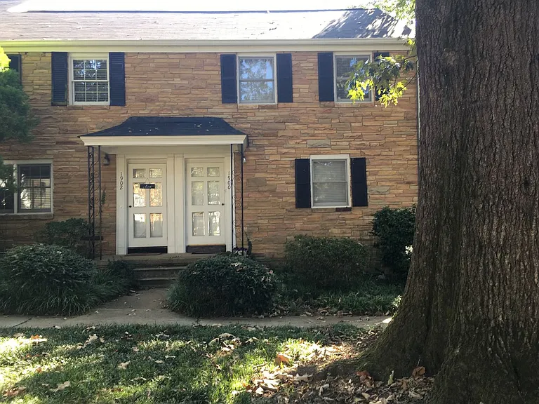 1900 Smallwood Dr — Photo 1