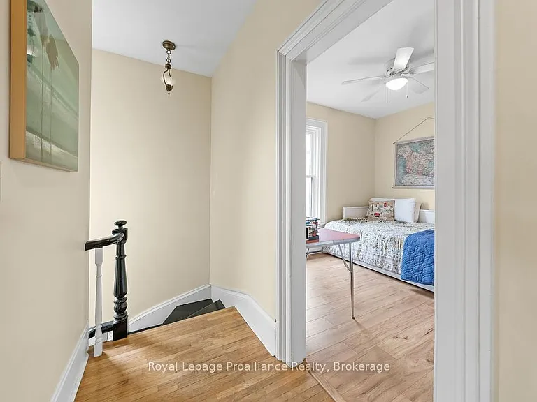 7 Forin St — Photo 27