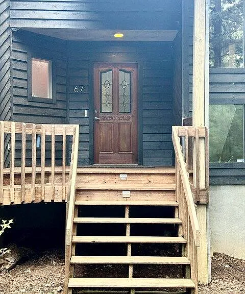 67 Cliffview Dr — Photo 2