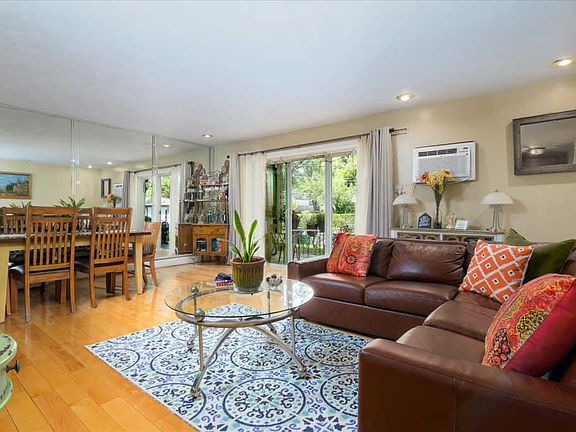 4th image of 4250 Saratoga Ave APT 112