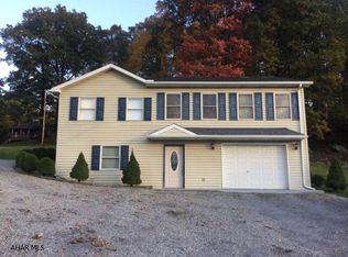 14723 S Eagle Valley Rd, Tyrone, PA 16686