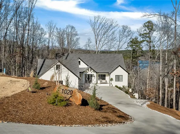 1020 Rock Edge Dr, Seneca, SC 29672