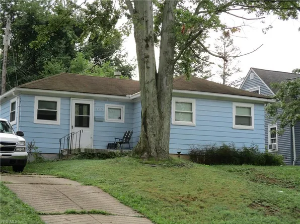 1010 Riverside Dr, Elyria, OH 44035