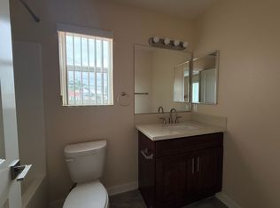 Redwood Ave 242 (28), Brea, CA 92821