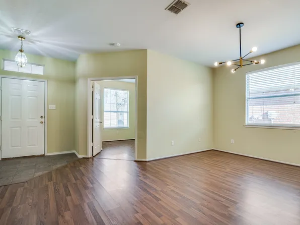 4214 Carrington Dr, Garland, TX 75043