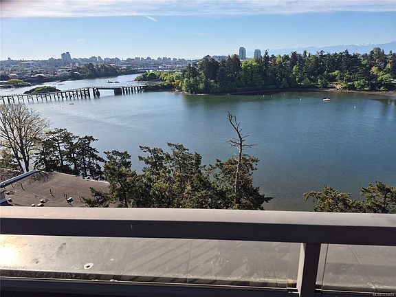 3rd image of 103 Gorge Rd E #305