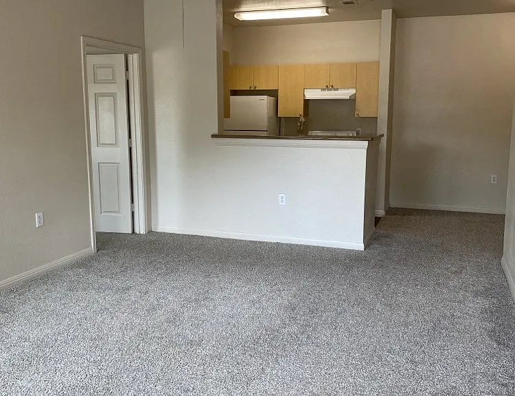 Westchester Woods Apartments — Photo 15