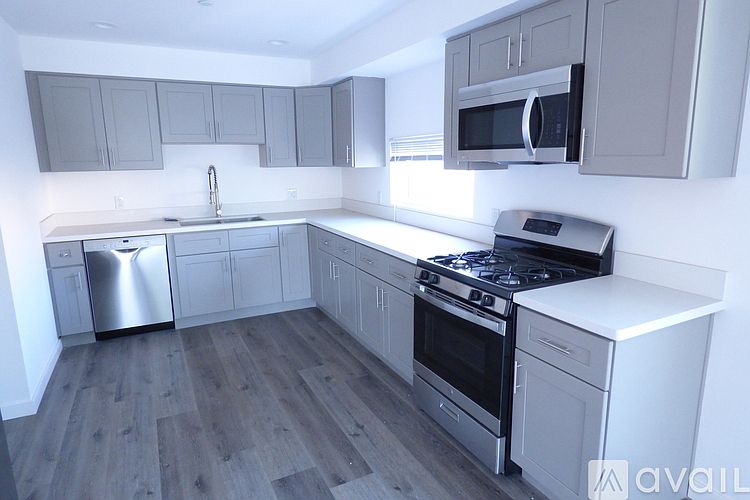 1st image of 1119 N Berendo St Front A1