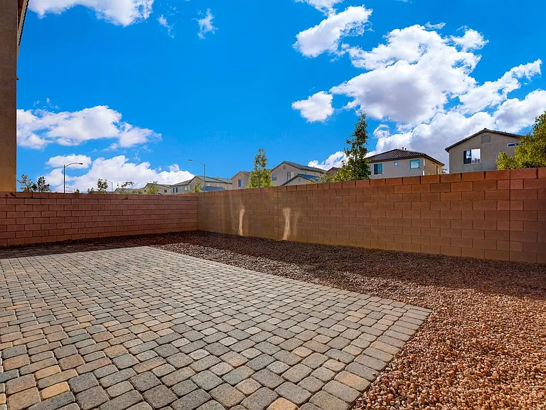 7821 Tomsburgh Ln — Photo 45