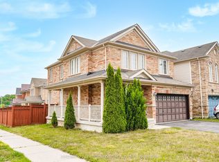 33 Dring St, Ajax, ON L1T 4Y3