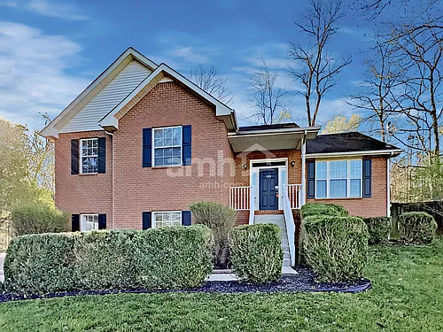 109 Crestside Ct Photo 1