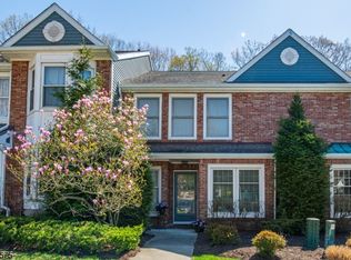 5 Heatherwood Ct, Rockaway, NJ 07866