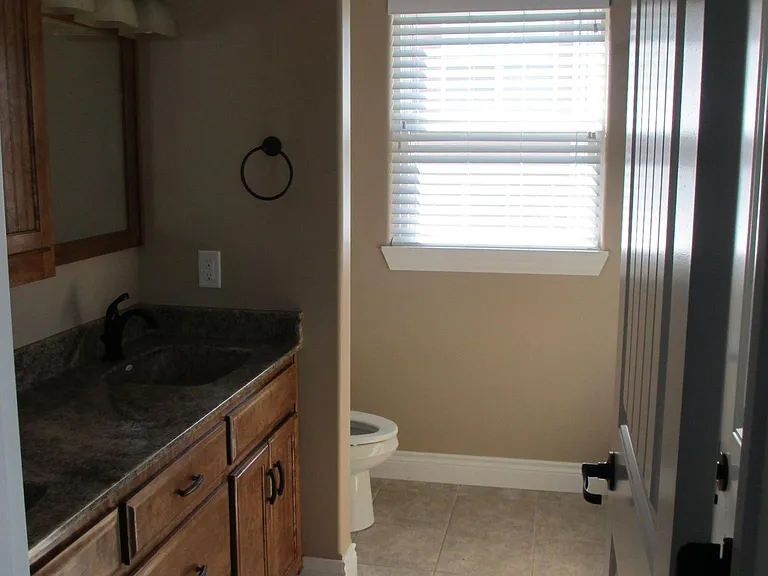 1403 Nottingham Dr — Photo 25