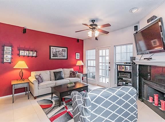 5th image of 14400 Montfort Dr APT 1103