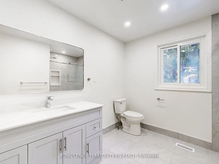 327A Beechgrove Dr — Photo 23