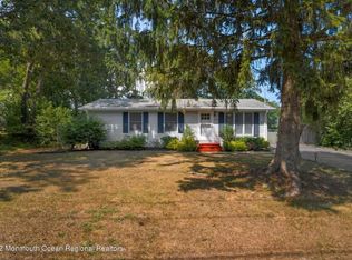 1194 Barnacle Dr, Manahawkin, NJ