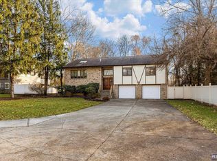 442 Marlboro Rd, Englewood, NJ 07631