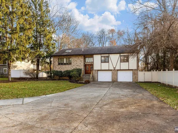 442 Marlboro Rd, Englewood, NJ 07631