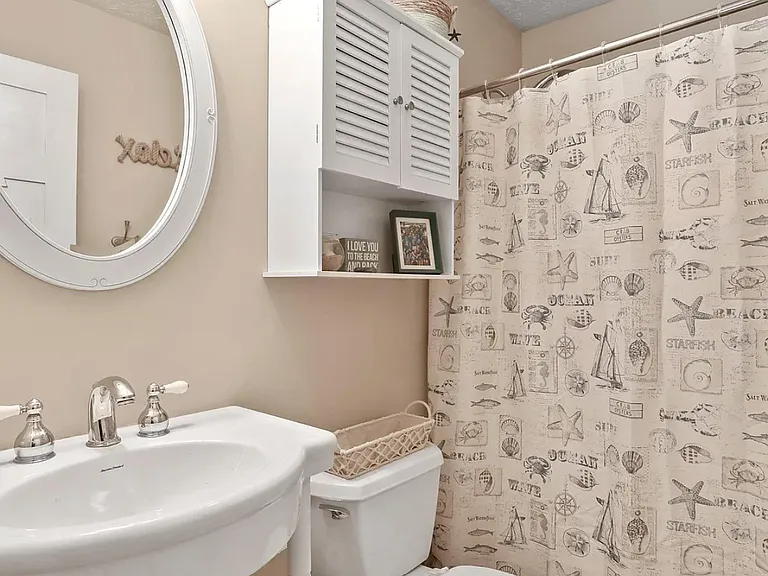 627 Lakeview Dr — Photo 19