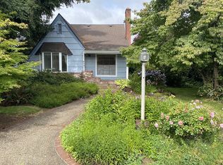 735 SW Church St, Dallas, OR 97338