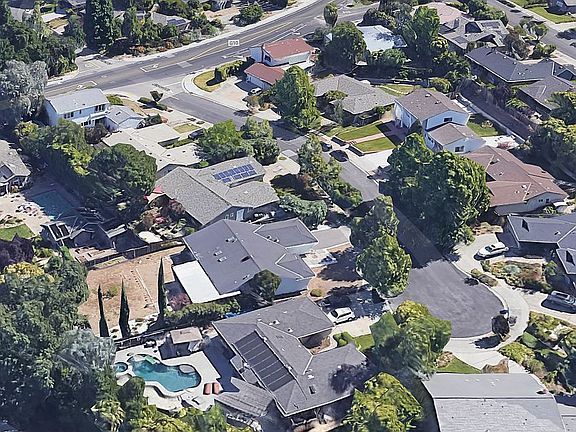 4th image of 115 Atwood Ct