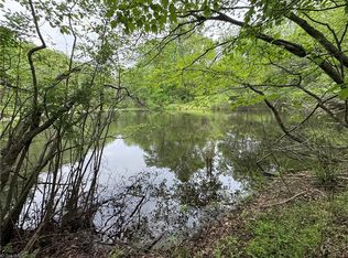 X Green Meadow Ln N, Ararat, NC 27007