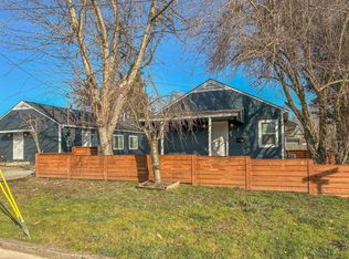477 Broadway St, Woodburn, OR 97071